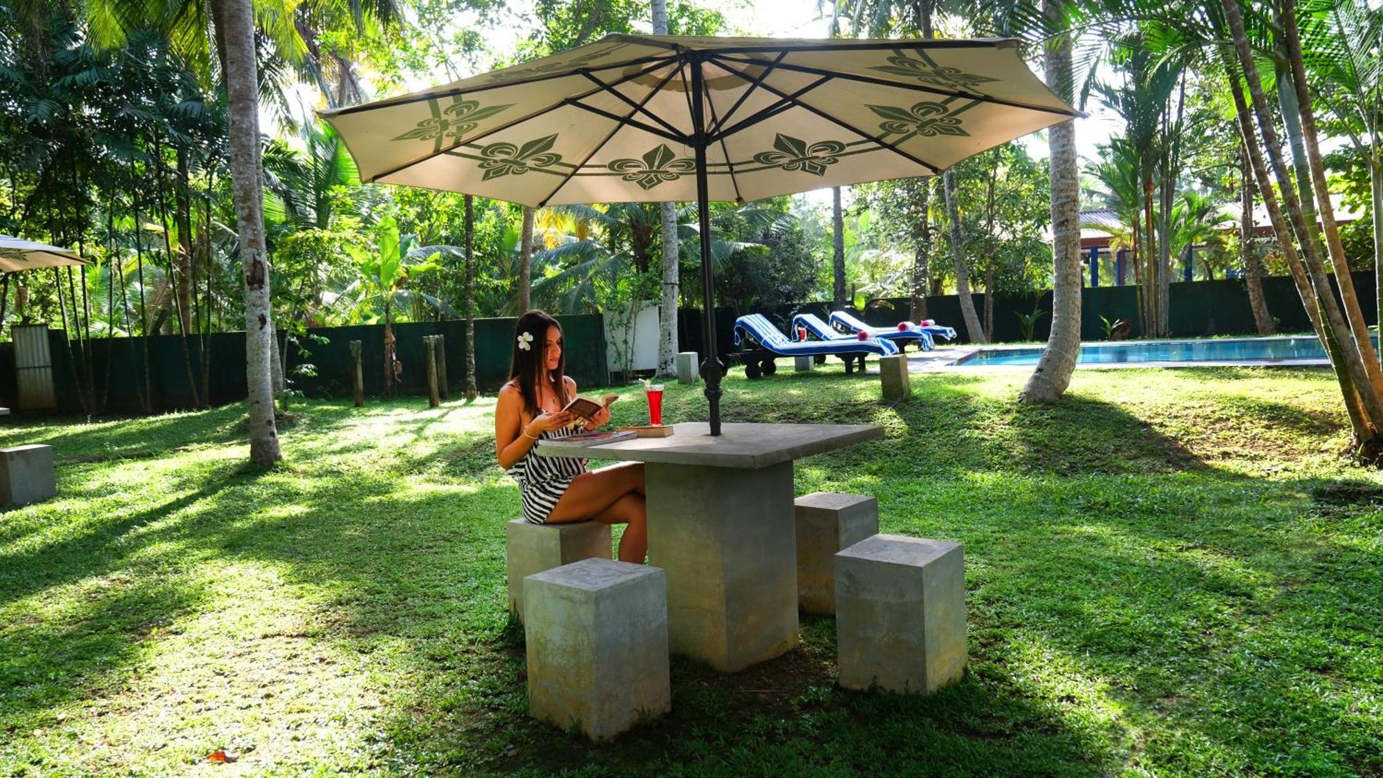Chandra Villa Ayurveda Resort Bentota Eksteriør billede